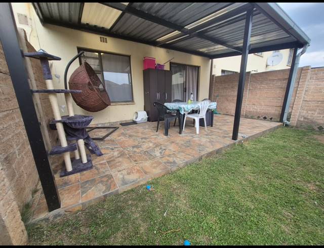 1 BEDROOM APARTMENT FOR SALE IN PARKRAND